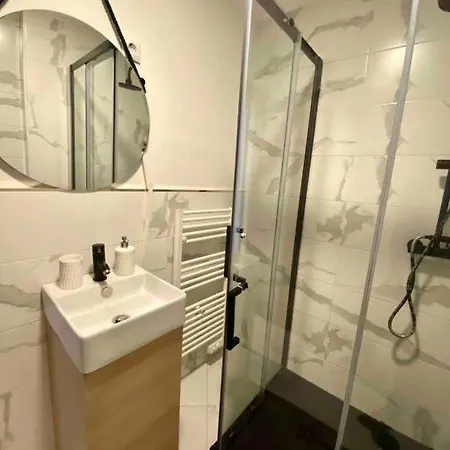 An Elegant & Cozy Apartmán *