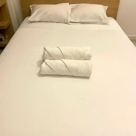 An Elegant & Cozy * Amadora